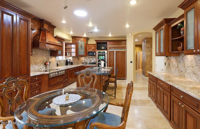 10220 E COCHISE Drive, Scottsdale, AZ 85258