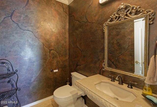 10220 E COCHISE Drive, Scottsdale, AZ 85258