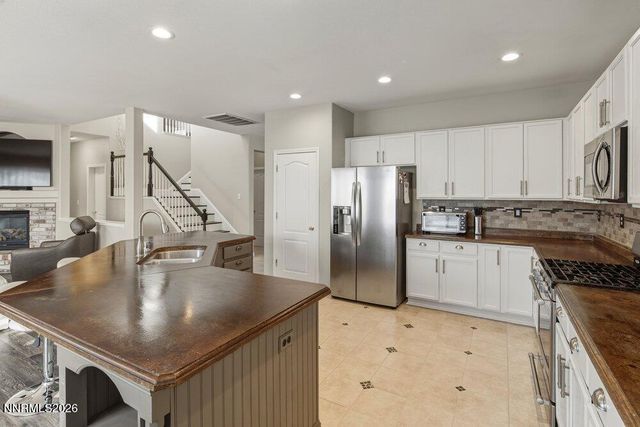 4301 Pinnacle Vista Court, Sparks, NV 89436