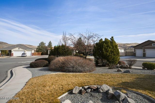 4301 Pinnacle Vista Court, Sparks, NV 89436