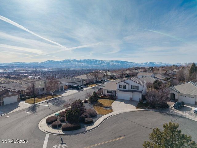 4301 Pinnacle Vista Court, Sparks, NV 89436