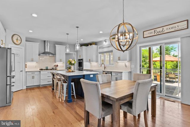 2250 LEHMAN CT, Enola, PA 17025
