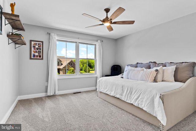 2250 LEHMAN CT, Enola, PA 17025