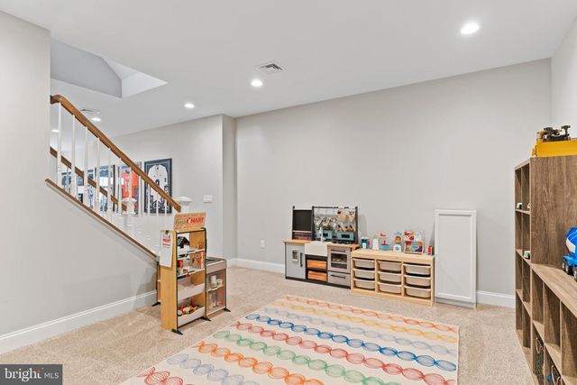 2250 LEHMAN CT, Enola, PA 17025