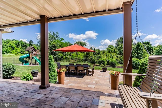 2250 LEHMAN CT, Enola, PA 17025