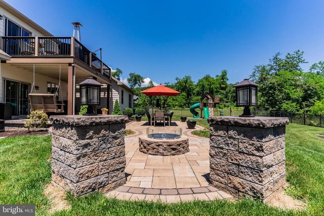2250 LEHMAN CT, Enola, PA 17025