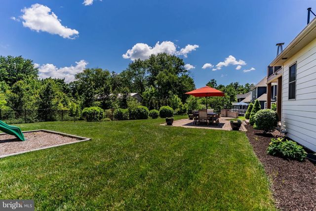 2250 LEHMAN CT, Enola, PA 17025