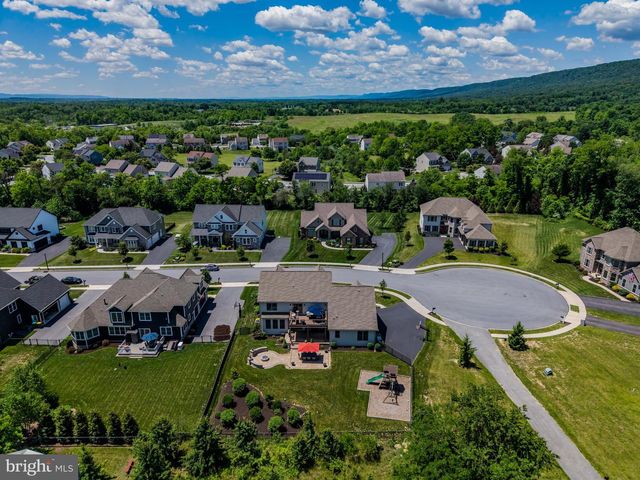 2250 LEHMAN CT, Enola, PA 17025