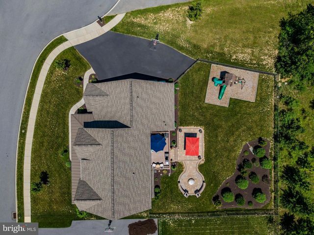 2250 LEHMAN CT, Enola, PA 17025