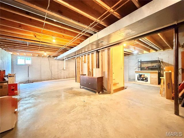 1242 Illini Drive, O'fallon, IL 62269
