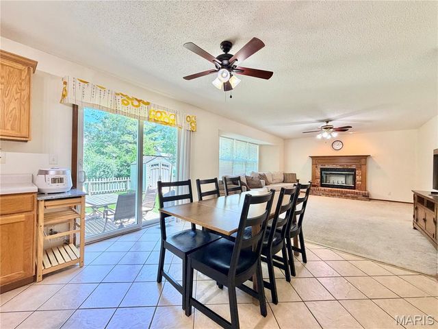 1242 Illini Drive, O'fallon, IL 62269