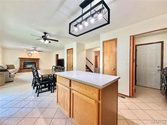 1242 Illini Drive, O'fallon, IL 62269