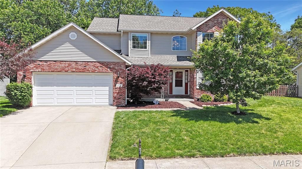 1242 Illini Drive, O'fallon, IL 62269