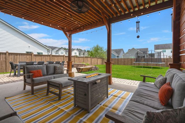 205 Gumdrop, Summerville, SC 29485