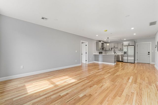 585 Washington St model 1, Quincy, MA 02169