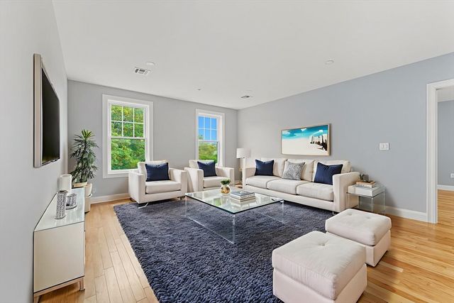 585 Washington St model 1, Quincy, MA 02169