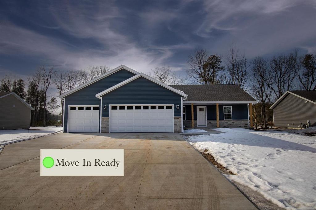 212 LEONARD STREET, Stevens Point, WI 54482