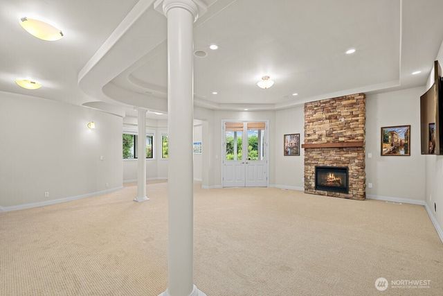 7619 115th Place NE, Kirkland, WA 98033