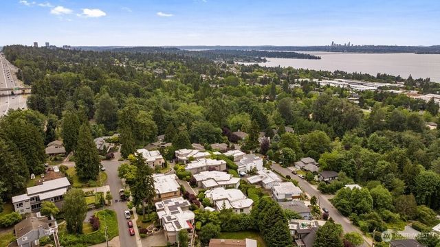 7619 115th Place NE, Kirkland, WA 98033