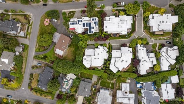 7619 115th Place NE, Kirkland, WA 98033