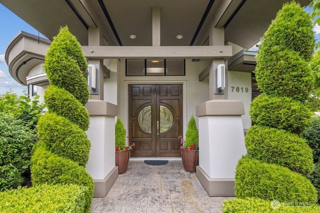 7619 115th Place NE, Kirkland, WA 98033