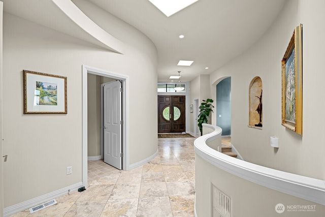 7619 115th Place NE, Kirkland, WA 98033