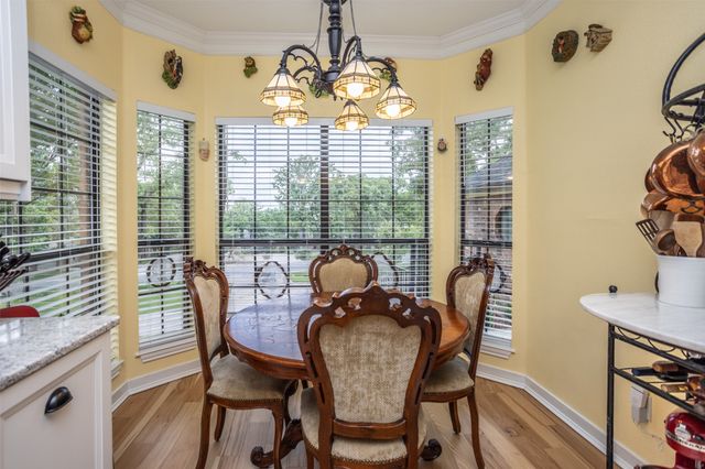 205 Kiowa Drive E, Gainesville, TX 76240