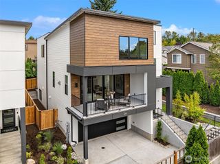 134 8th Court, Kirkland, WA 98033