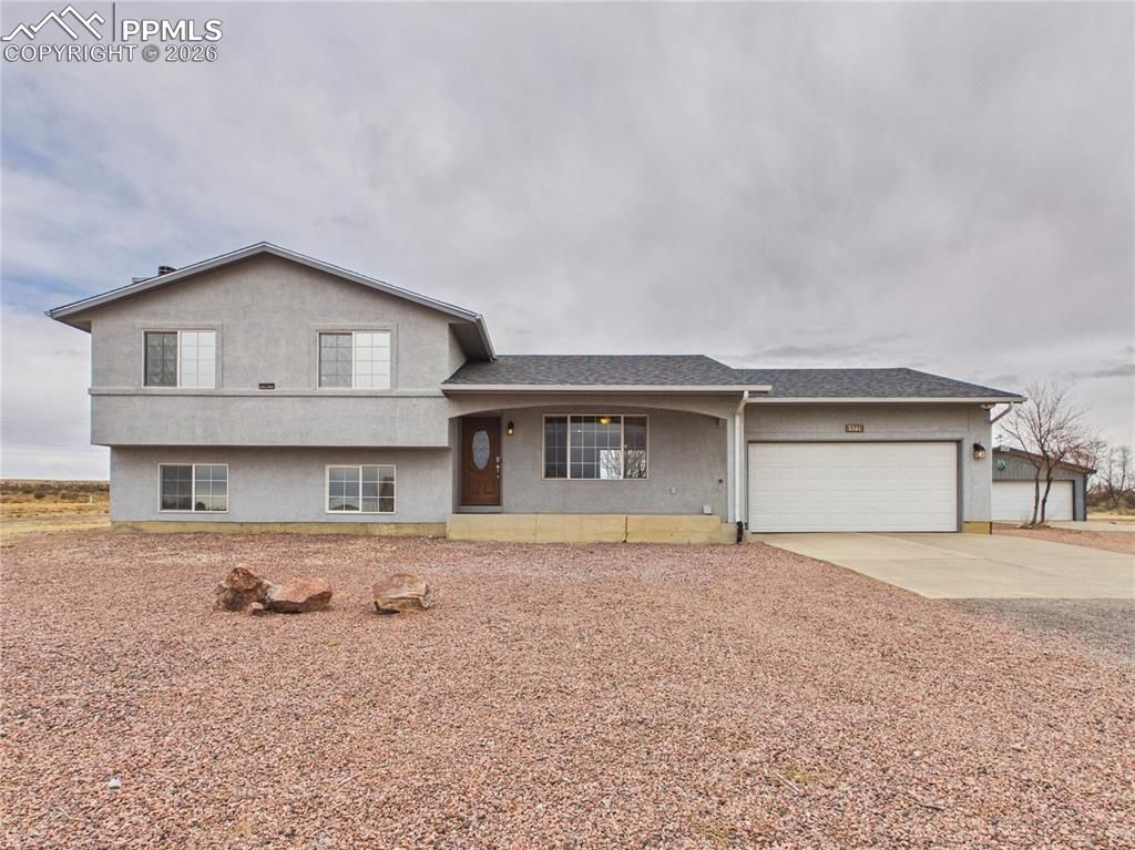 1770 N Smokey Hill Lane, Pueblo West, CO 81007