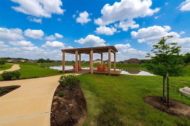 4910 Bottlebrush Drive, Pearland, TX 77584