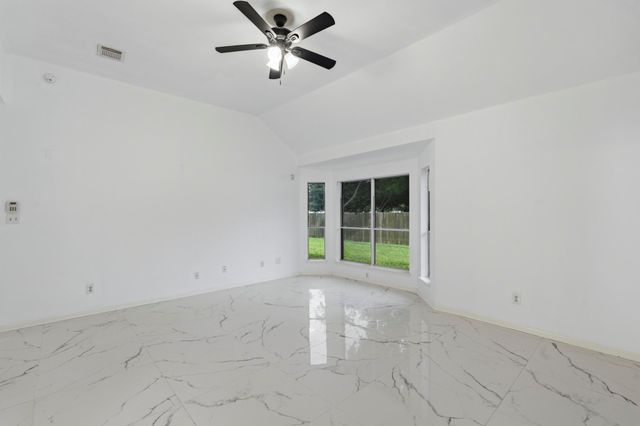 12415 Maily Meadowlane, Sugar Land, TX 77478