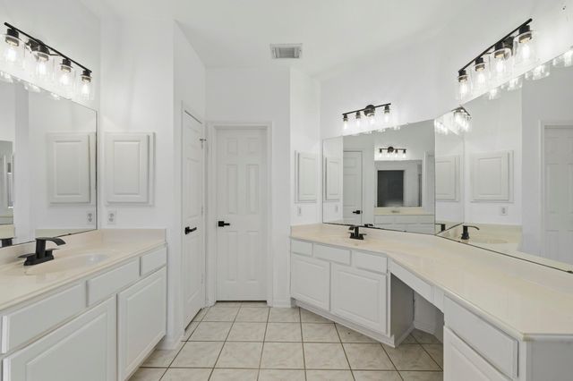 12415 Maily Meadowlane, Sugar Land, TX 77478