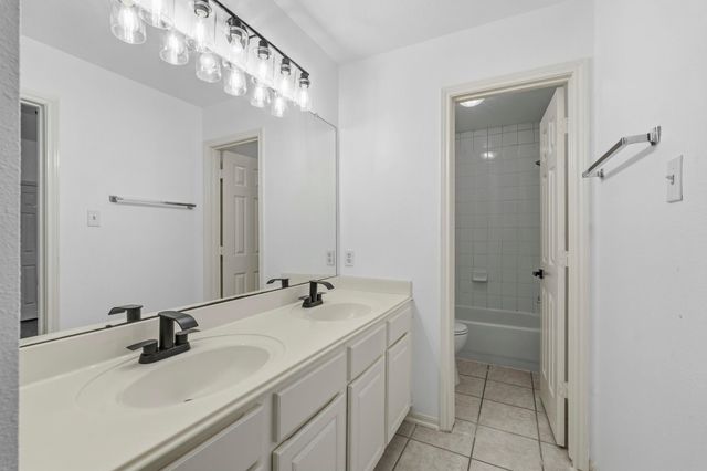 12415 Maily Meadowlane, Sugar Land, TX 77478