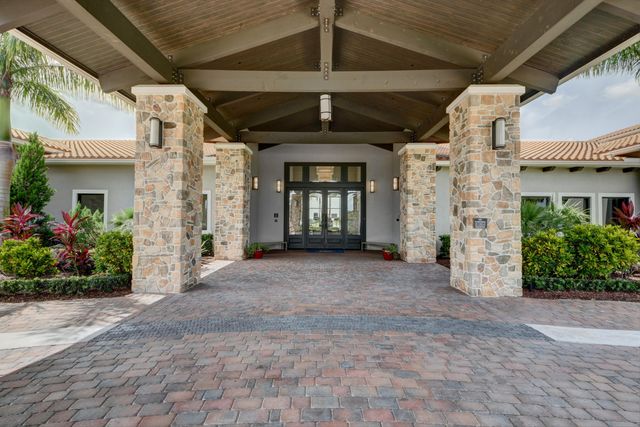 8515 SW Cantante Way, Port St. Lucie, Port St Lucie, FL 34987