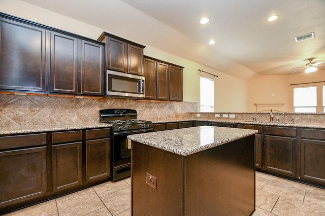 11022 Ellison Ridge Drive, Richmond, TX 77406