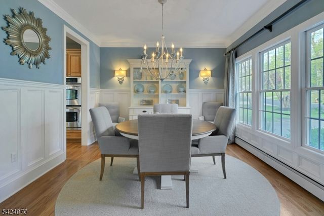 6 Yorke Rd, Mountain Lakes Boro, NJ 07046