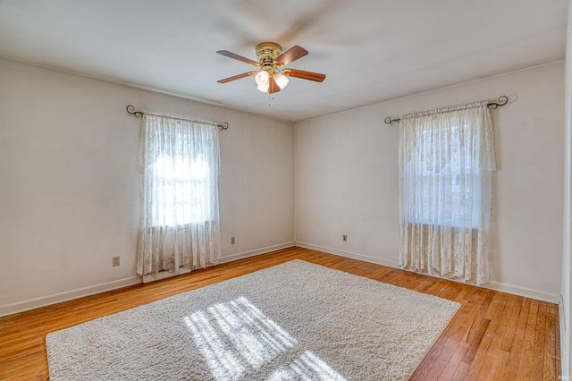 821 E LINCOLN Avenue, Mount Vernon, IN 47620