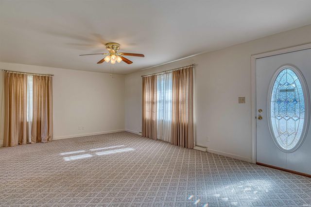 821 E LINCOLN Avenue, Mount Vernon, IN 47620