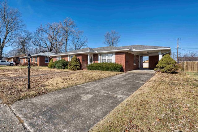 821 E LINCOLN Avenue, Mount Vernon, IN 47620