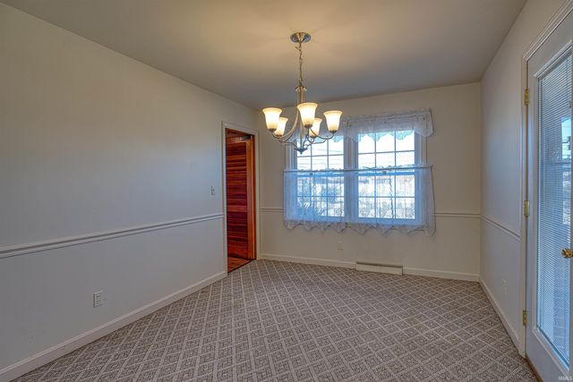 821 E LINCOLN Avenue, Mount Vernon, IN 47620