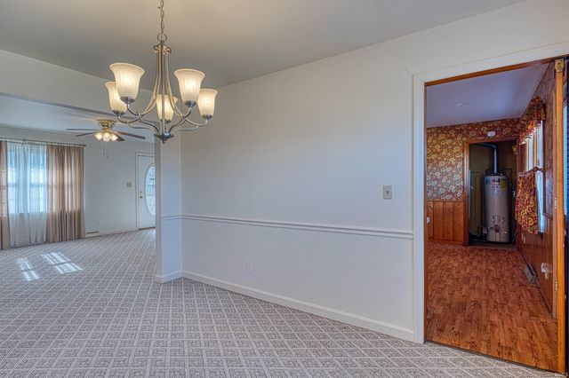 821 E LINCOLN Avenue, Mount Vernon, IN 47620