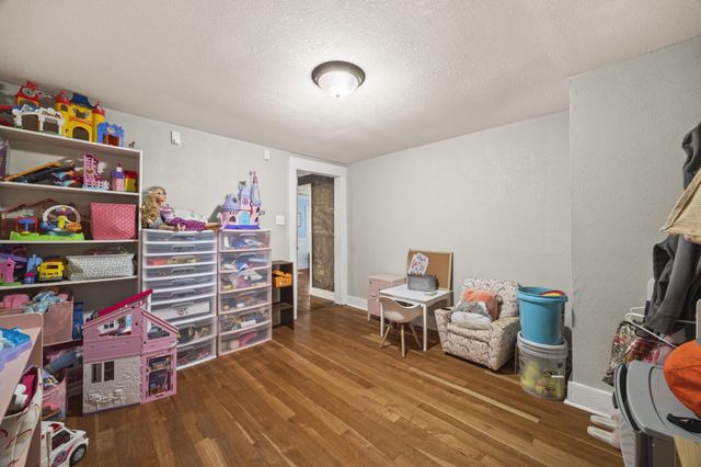 123 Brewer Dr, Waynesboro, TN 38485