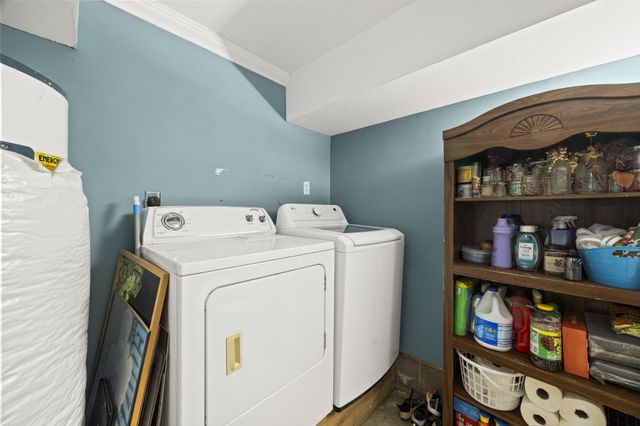 123 Brewer Dr, Waynesboro, TN 38485