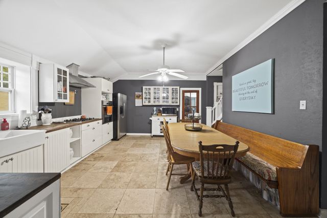 123 Brewer Dr, Waynesboro, TN 38485