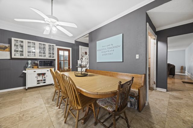 123 Brewer Dr, Waynesboro, TN 38485