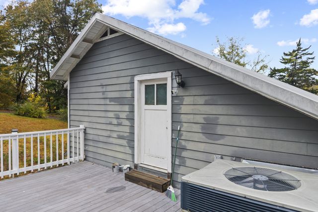 123 Brewer Dr, Waynesboro, TN 38485