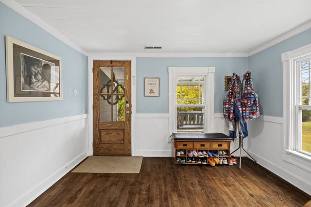 123 Brewer Dr, Waynesboro, TN 38485