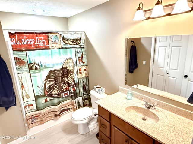 178 Casablanca Ct, Cecilia, KY 42724
