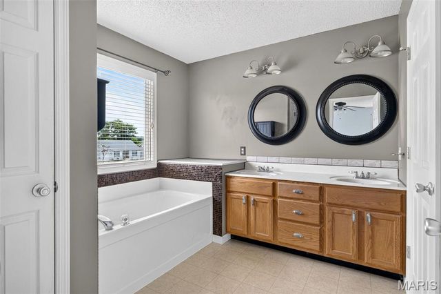 4057 Jessica Drive, Wentzville, MO 63385