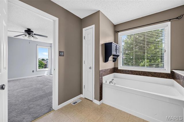 4057 Jessica Drive, Wentzville, MO 63385